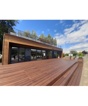 Piso Deck